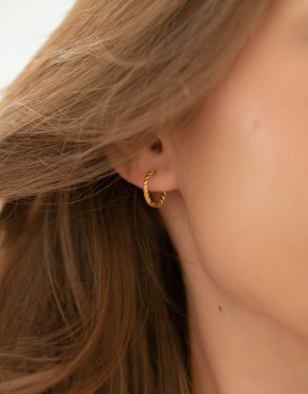 Mini twist 15 mm - Guld hoops